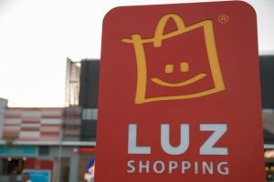 LUZ Shopping, en Jerez de la Frontera, es el mayor centro comercial al aire libre de Andalucía y el único con zona de moda outlet de la provincia de Cádiz.